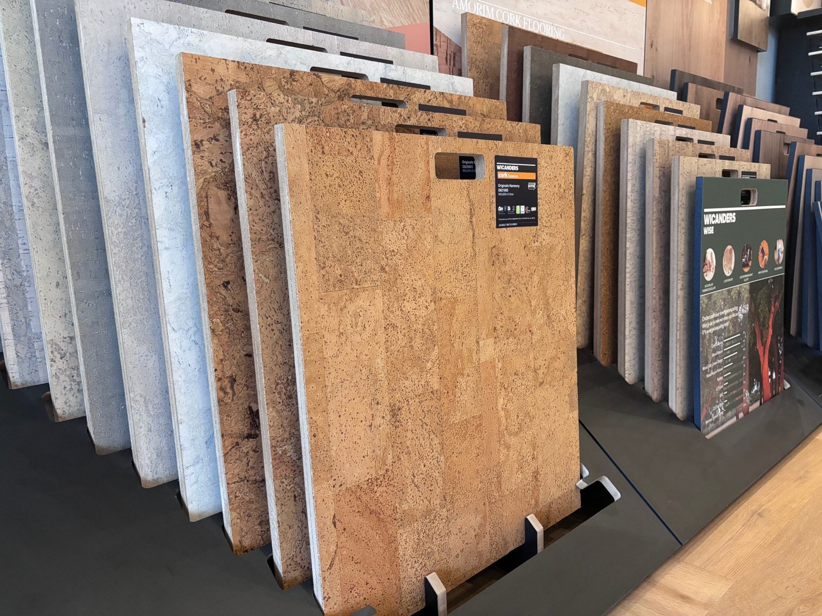 Multistyle vloeren en gordijnen raamdecoratie hardegarijp friesland